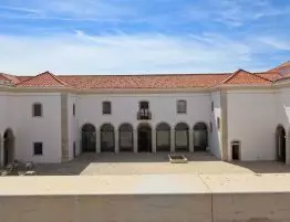 Escola de Hotelaria e Turismo de Faro 1